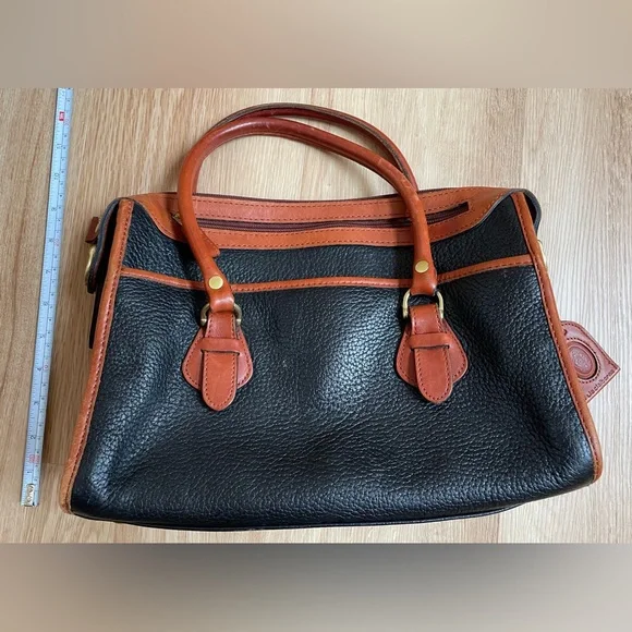 Vintage Leather Liz Claiborne Doctor handbag Purse Pebbled Black Brown trim bag - Picture 9 of 11